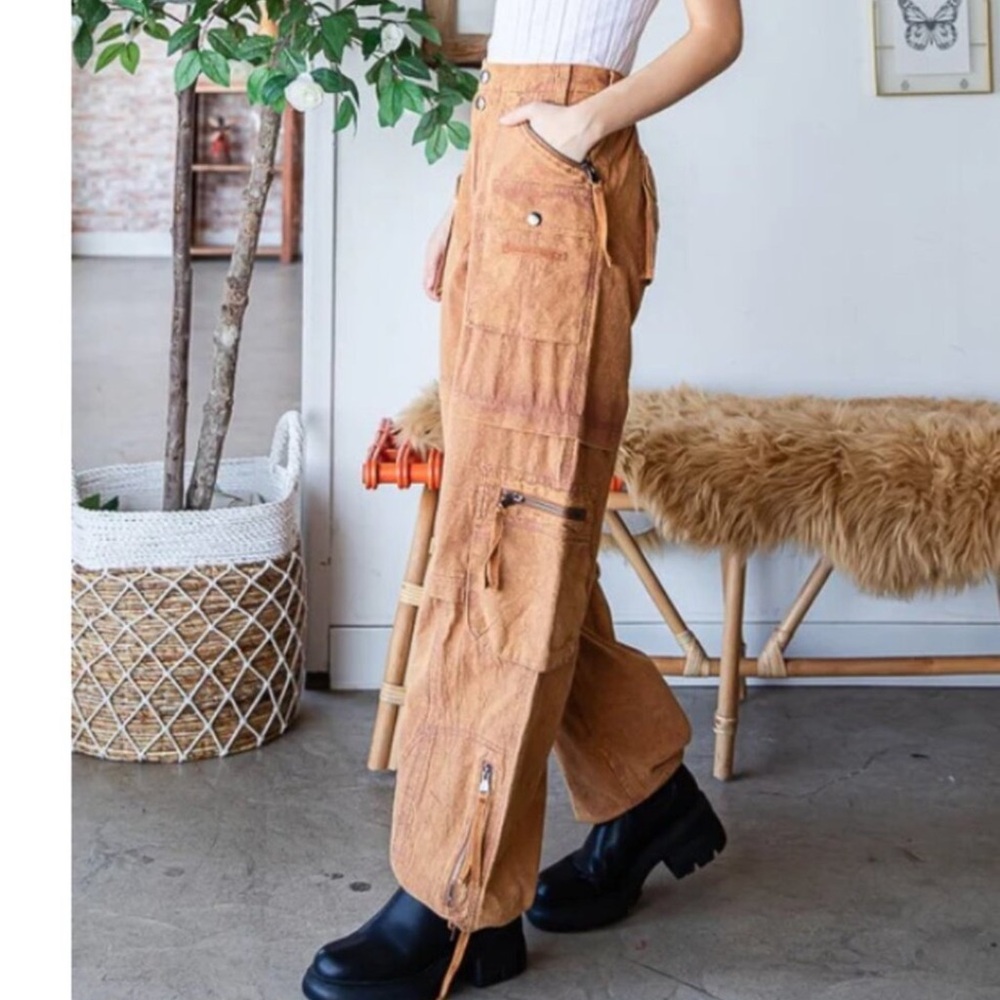 Oli & Hali Rust Orange Cargo Pants *NEW WITHOUT TAGS* - Picture 2 of 15